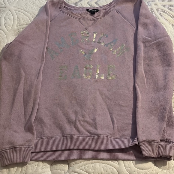 American Eagle Outfitters Lavender Crewneck Sweatshirt with Metallic Logo - Picture 2 of 2